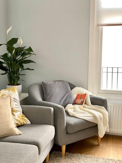 2Bdr Modern Apartment In Hammersmith West London Exterior photo